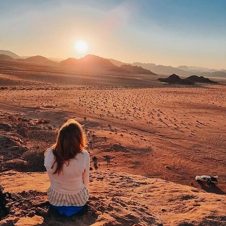 Desert Hawk Otel Ram Vadisi Dış mekan fotoğraf